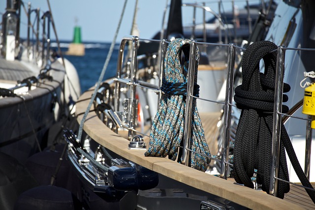yacht 3700205 640